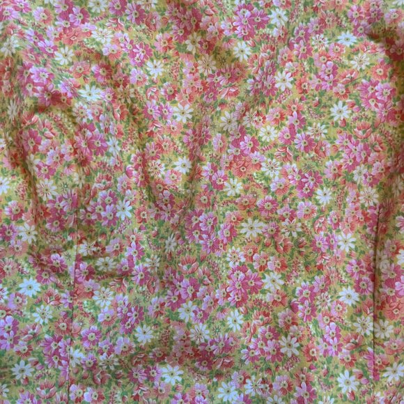 Floral 90’s Tank Top with Flower Buttons Medium - Picture 2 of 6